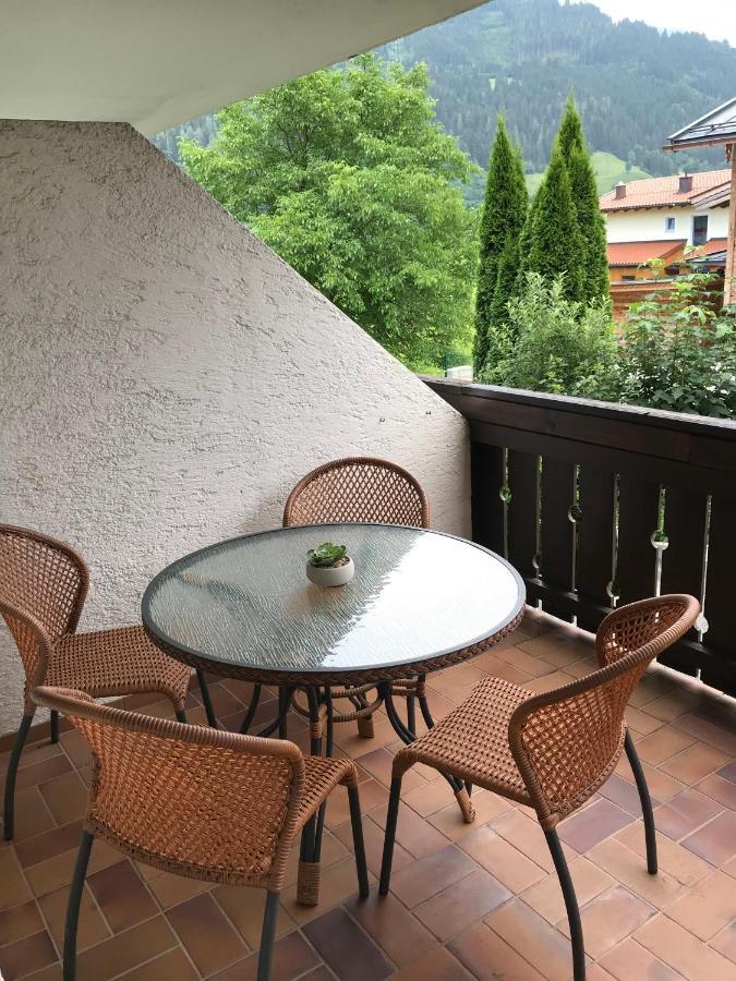 Edelweiss Apartment Maishofen Exterior photo